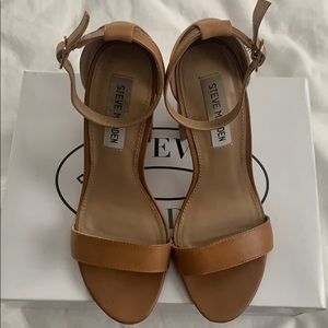 Steve Madden Carrson Light Brown Heels, 7